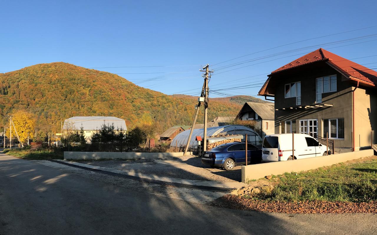Hotel U Maksa Solotschyn Exterior foto