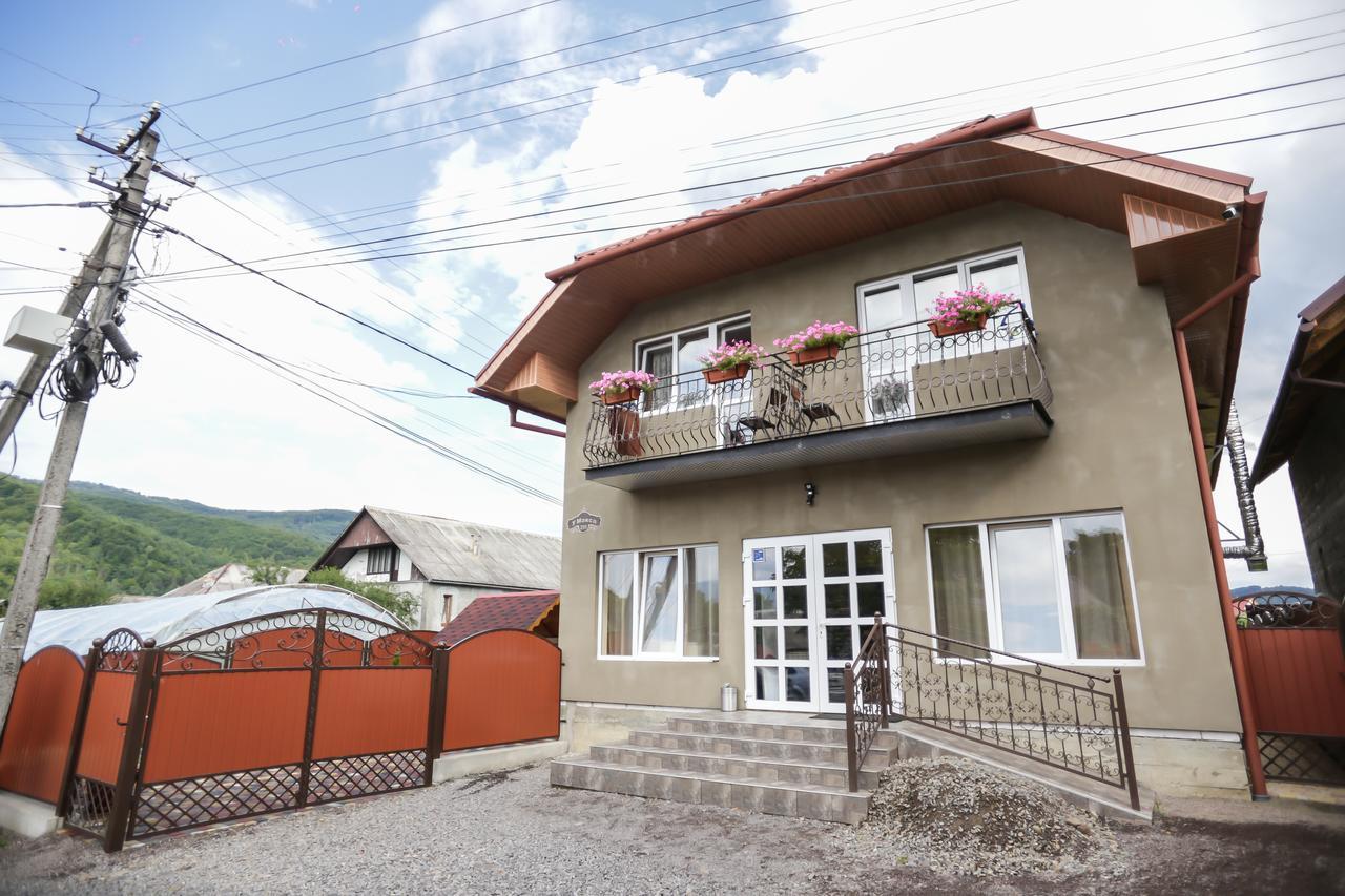 Hotel U Maksa Solotschyn Exterior foto